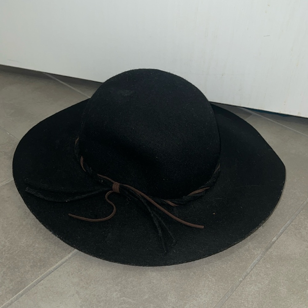 Black felt floppy hat with brown and black braided detail